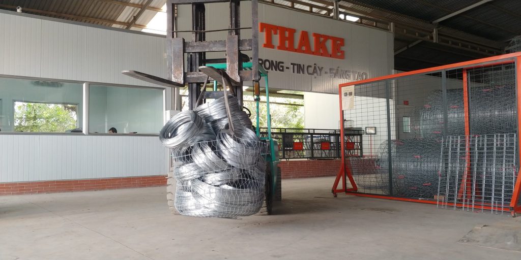 Bội gà THAKE vs 1 tấn thép